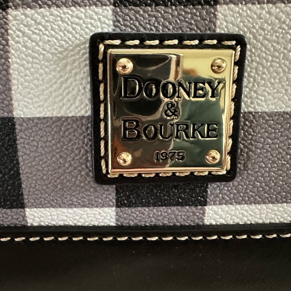 Dooney and Bourke Tucker Darcy satchel. Black and white checked - Picture 4 of 12
